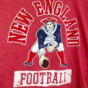 NFL New England boxy crop tee